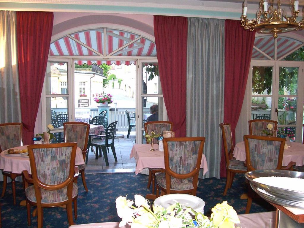 Hotel Krone Goessweinstein Exterior photo