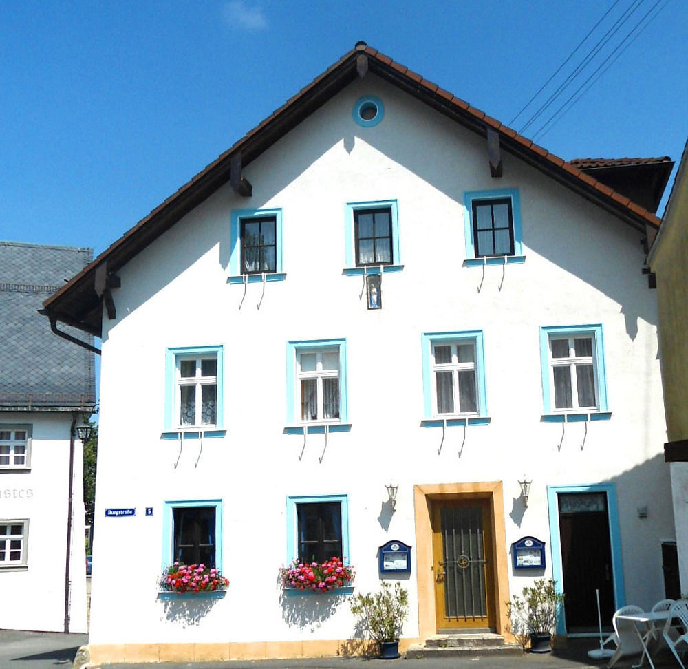 Hotel Krone Goessweinstein Exterior photo